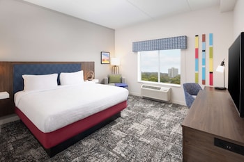 hampton inn and suites rochester downtown