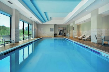 embassy suites by hilton alpharetta halcyon