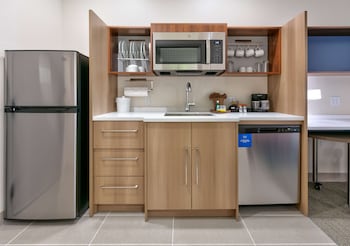 home2 suites by hilton el campo