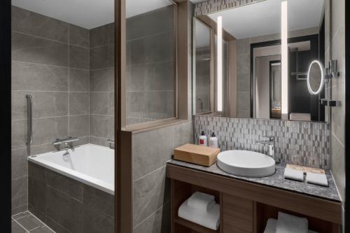 intercontinental ana tokyo by ihg