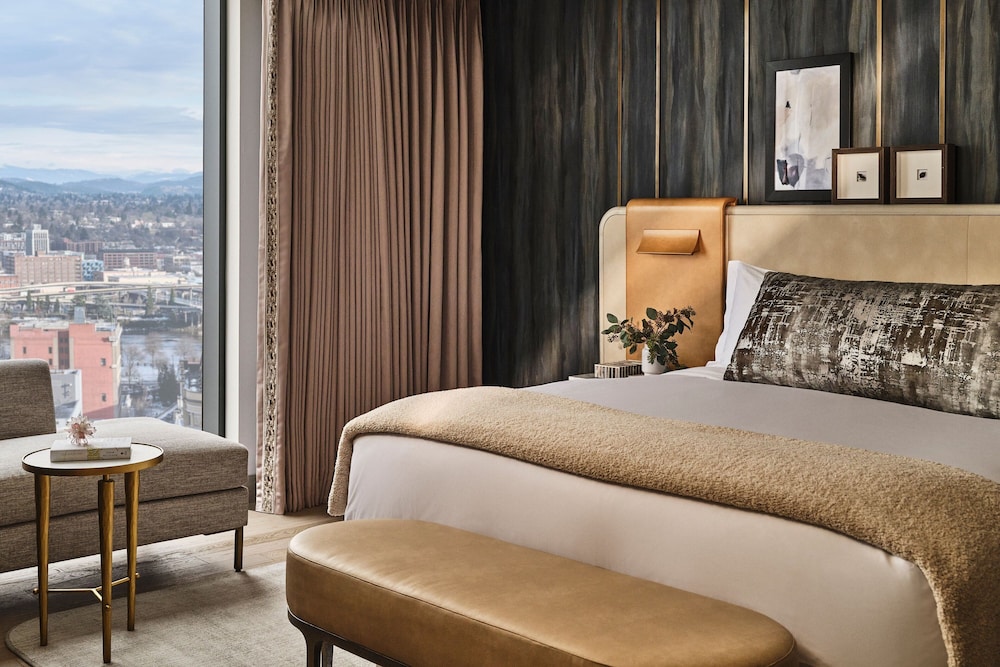 the ritz carlton portland