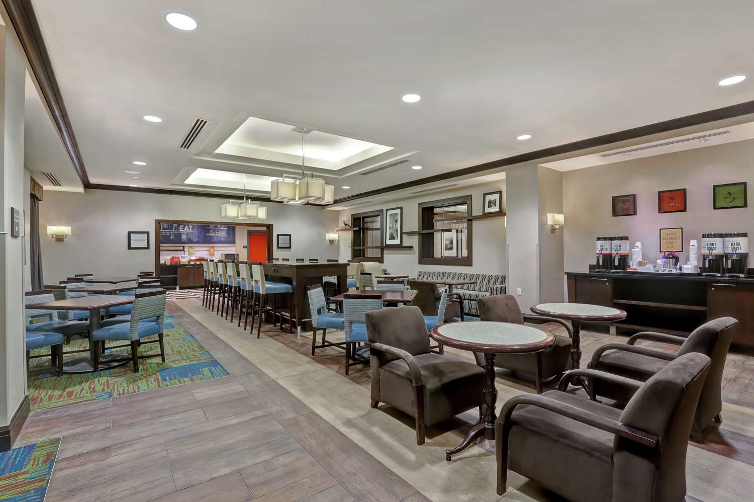 hampton inn by hilton toronto airport corporate centre