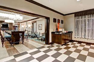 hampton inn by hilton toronto airport corporate centre