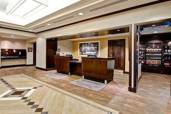 hampton inn by hilton toronto airport corporate centre
