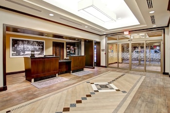 hampton inn by hilton toronto airport corporate centre