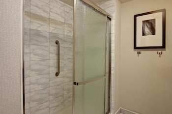 hampton inn by hilton toronto airport corporate centre