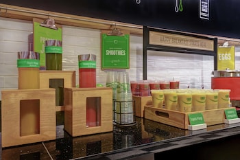 hampton inn by hilton toronto airport corporate centre