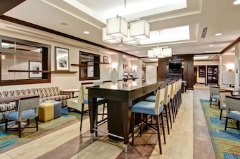 hampton inn by hilton toronto airport corporate centre