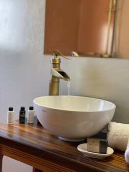 midgard suites