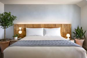 1 hotel toronto