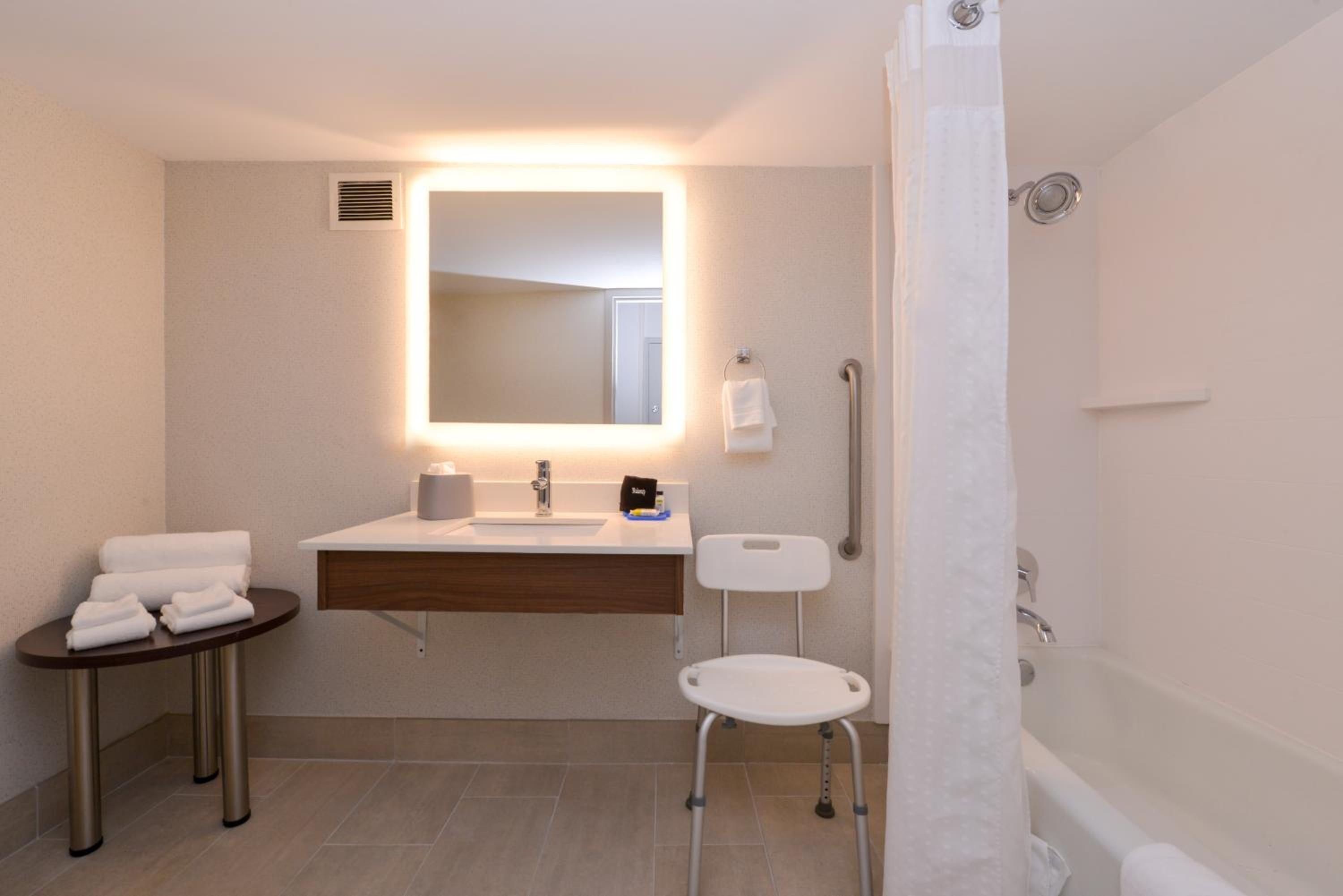 holiday inn express towson baltimore north by ihg