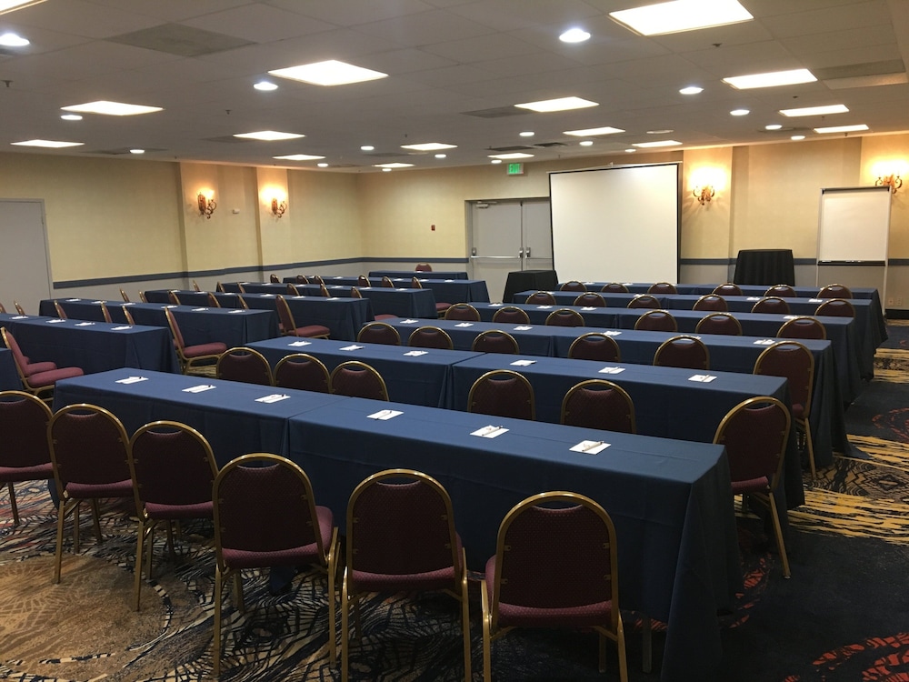 holiday inn express towson baltimore north by ihg