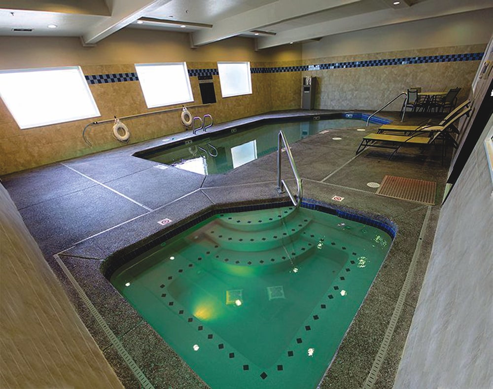 holiday inn express portland east troutdale an ihg hotel