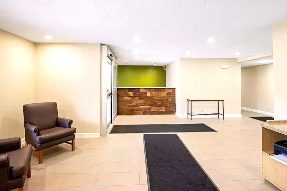 norwood inn and suites milwaukee