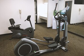 norwood inn and suites milwaukee