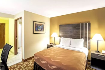 norwood inn and suites milwaukee