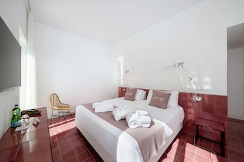 hotel villa durrueli resort and spa