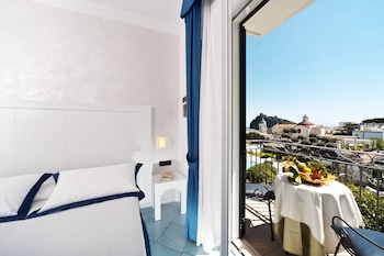 hotel villa durrueli resort and spa