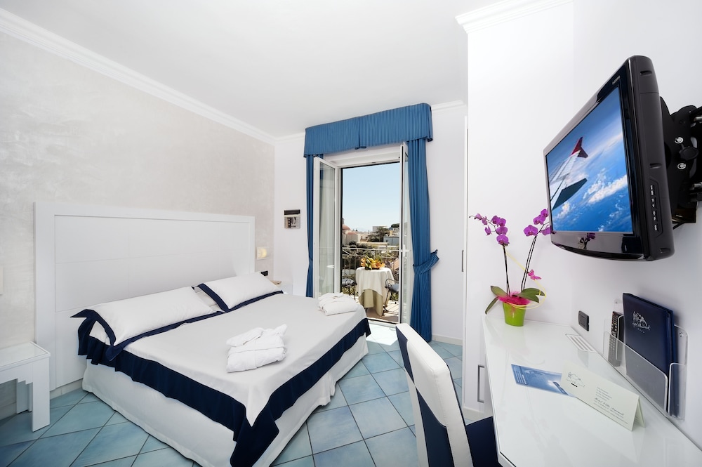 hotel villa durrueli resort and spa