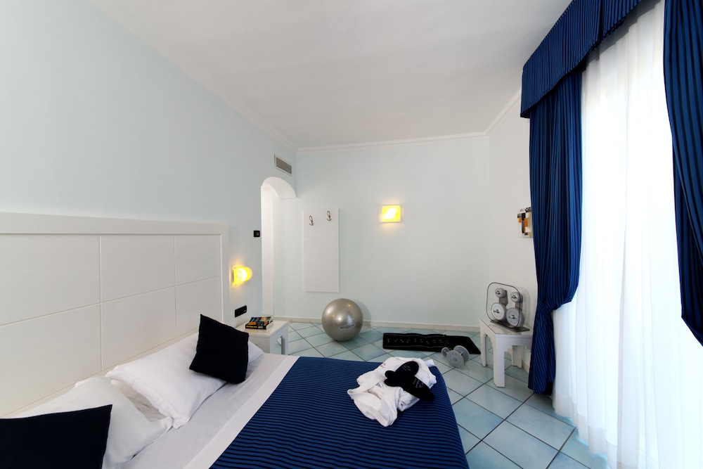 hotel villa durrueli resort and spa