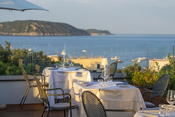 hotel villa durrueli resort and spa