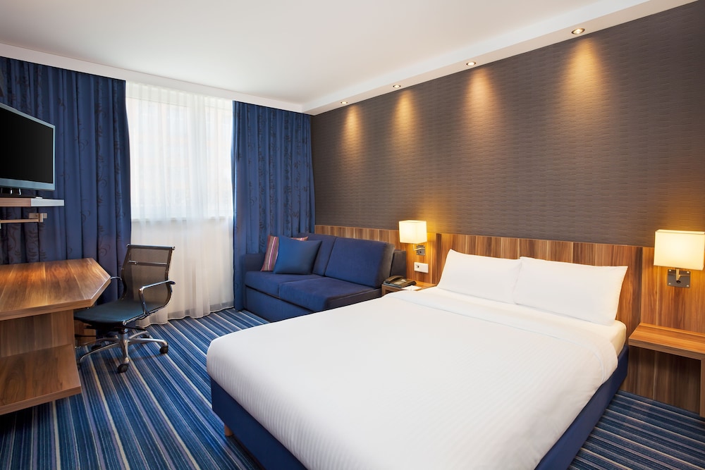 holiday inn express augsburg by ihg