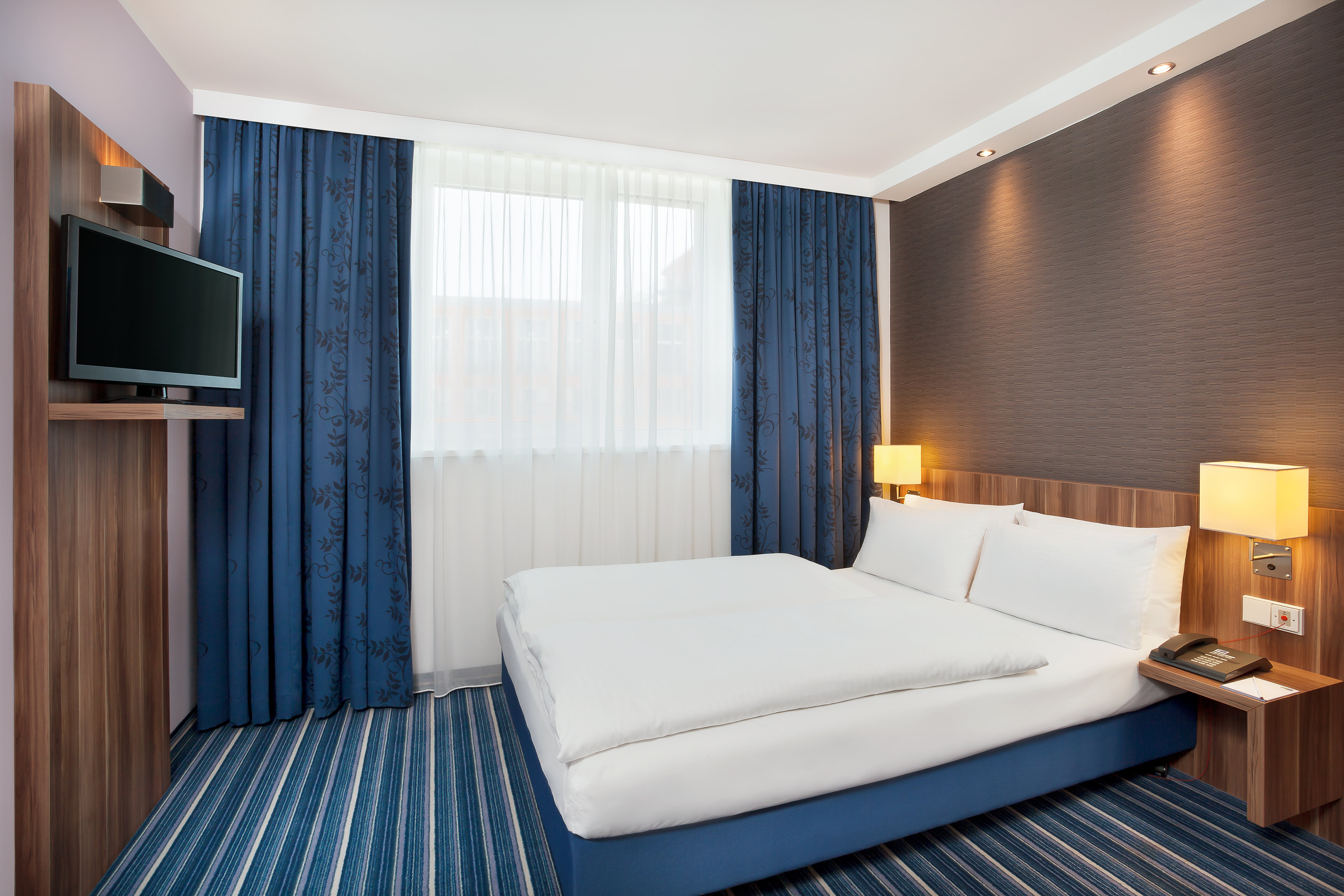 holiday inn express augsburg by ihg