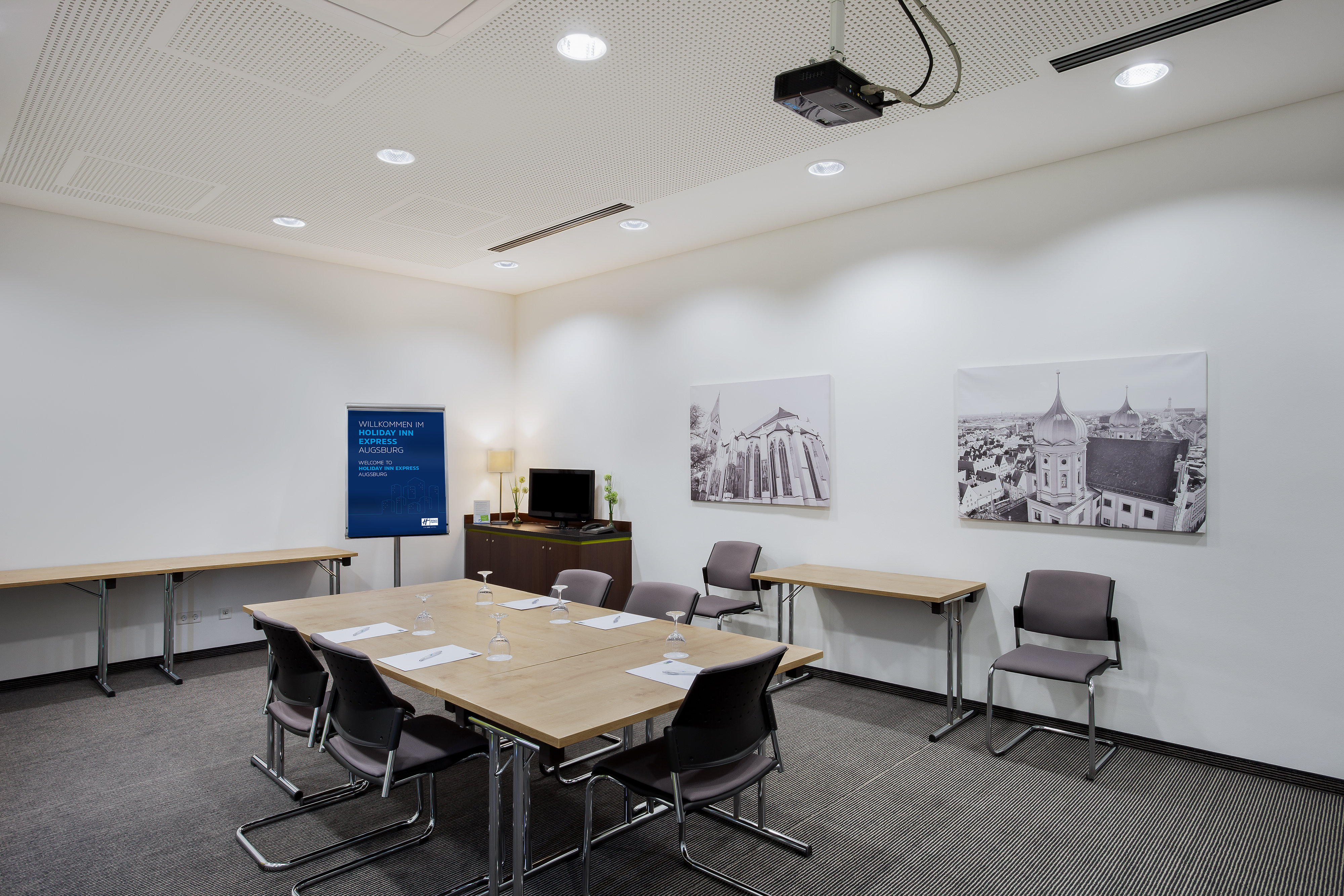 holiday inn express augsburg by ihg