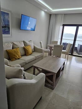 hacienda samana bay hotel and residences