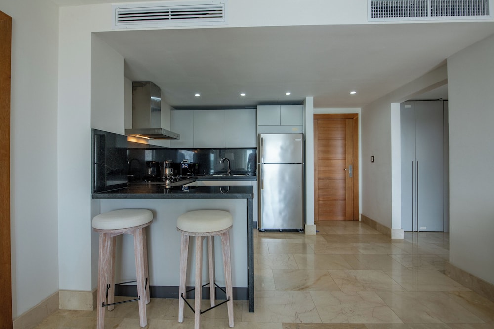 hacienda samana bay hotel and residences