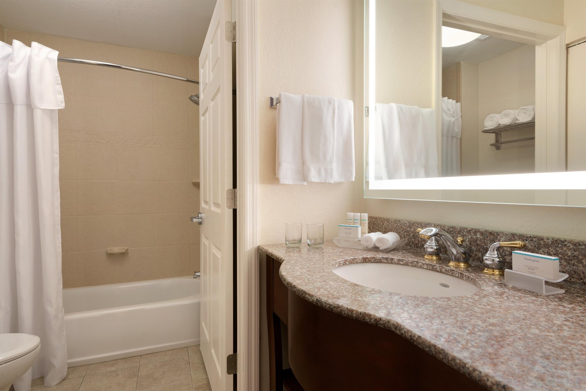 homewood suites by hilton jacksonville deerwood park