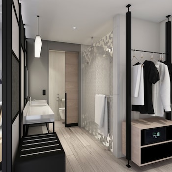 aloft muscat