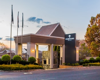 Courtyard Hotel Sandton,Johannesburg>>Gauteng,4 star