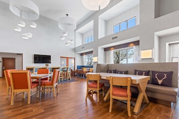 Hampton Inn & Suites Greeley,Fort Collins>>Evans,4 star