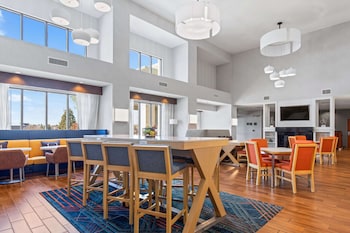 Hampton Inn & Suites Greeley,Fort Collins>>Evans,4 star