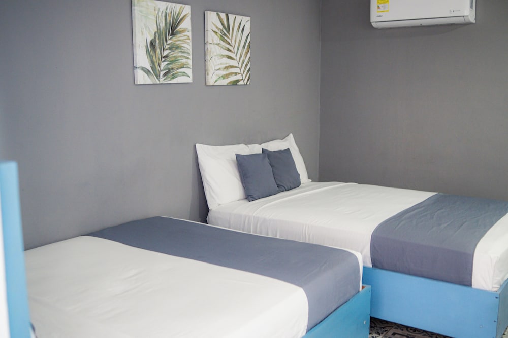 hotel adaz mediterraneo