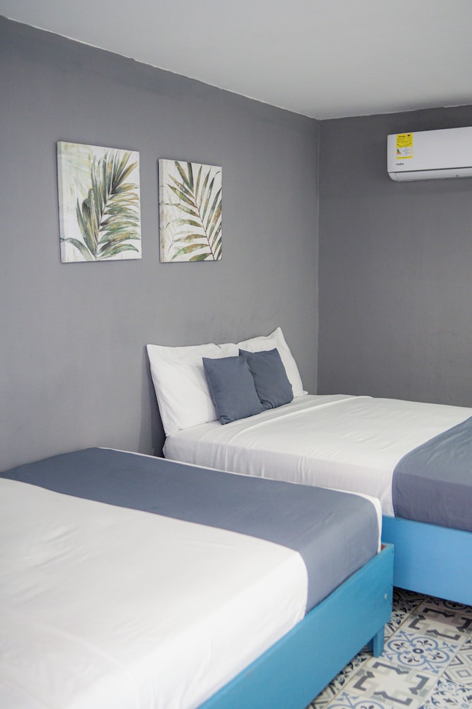 hotel adaz mediterraneo