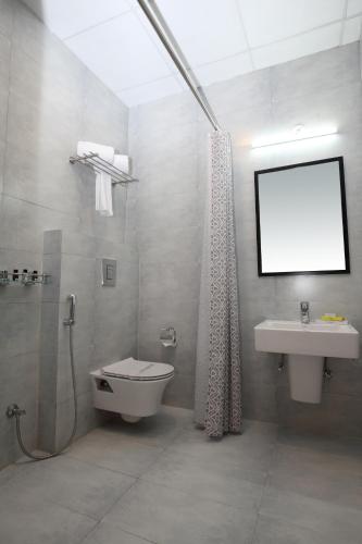 click hotel transport nagar