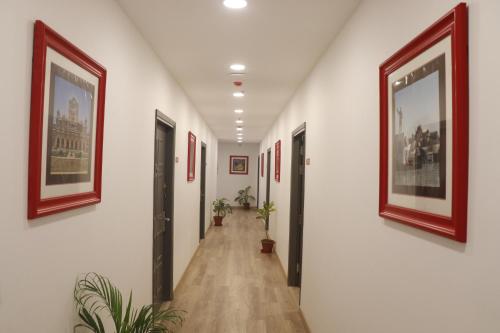 click hotel transport nagar