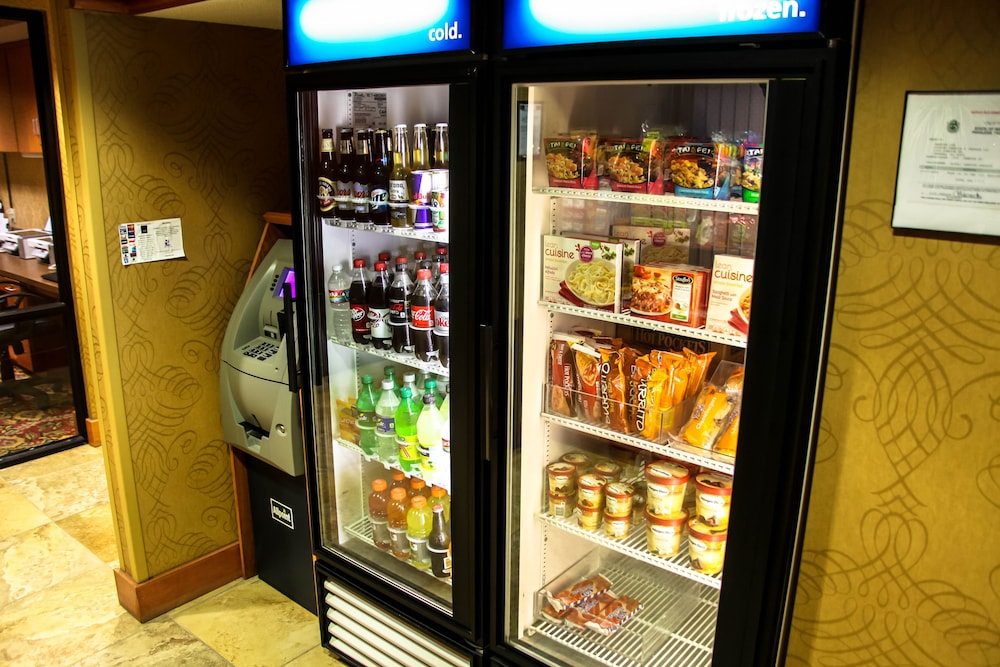 hampton inn and suites grenada