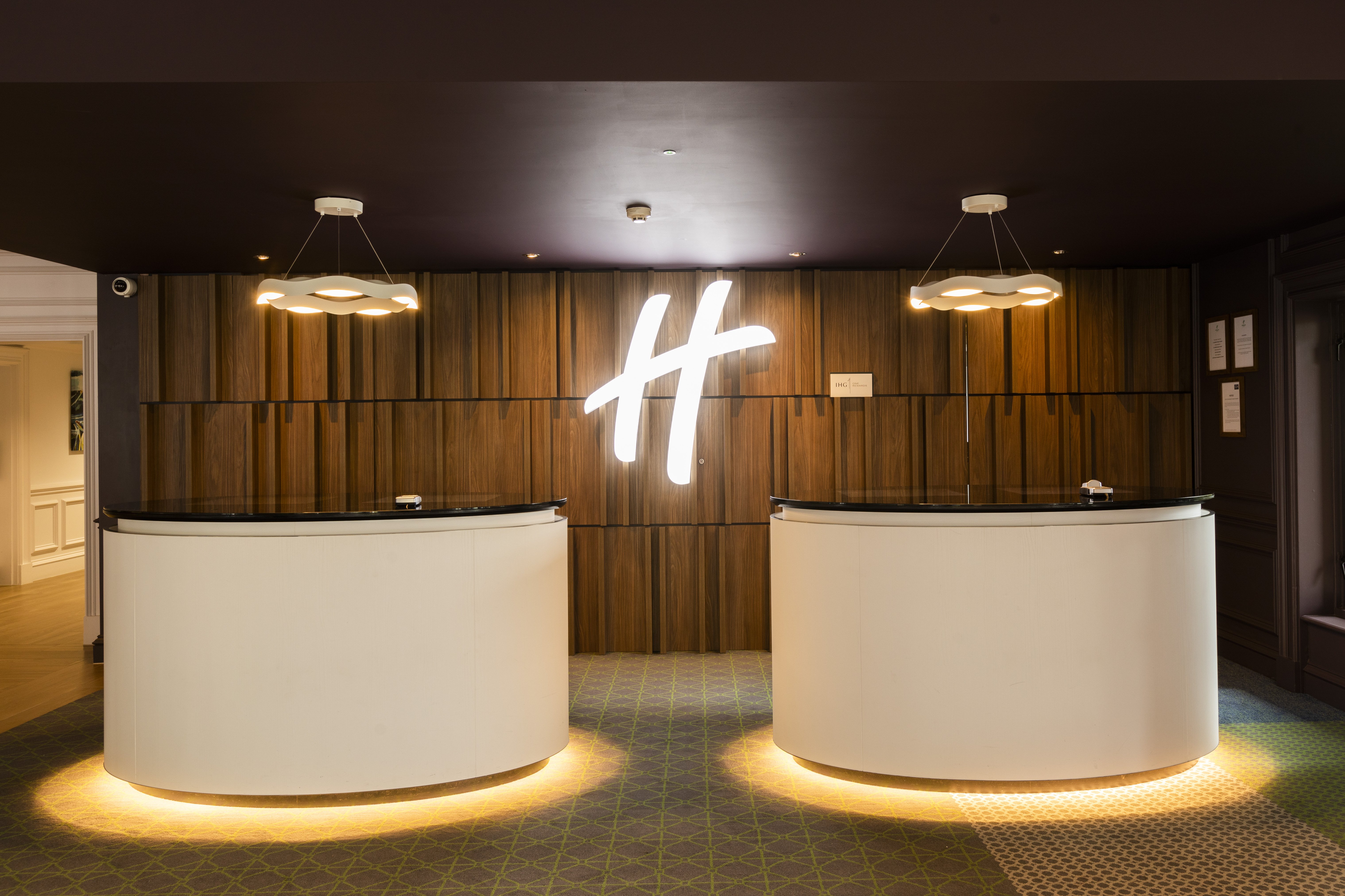 holiday inn guildford by ihg