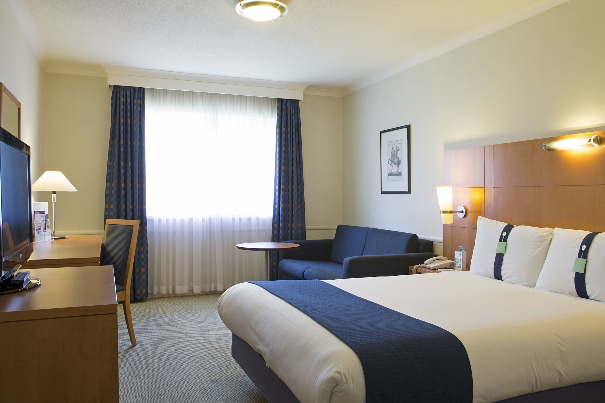 holiday inn guildford by ihg
