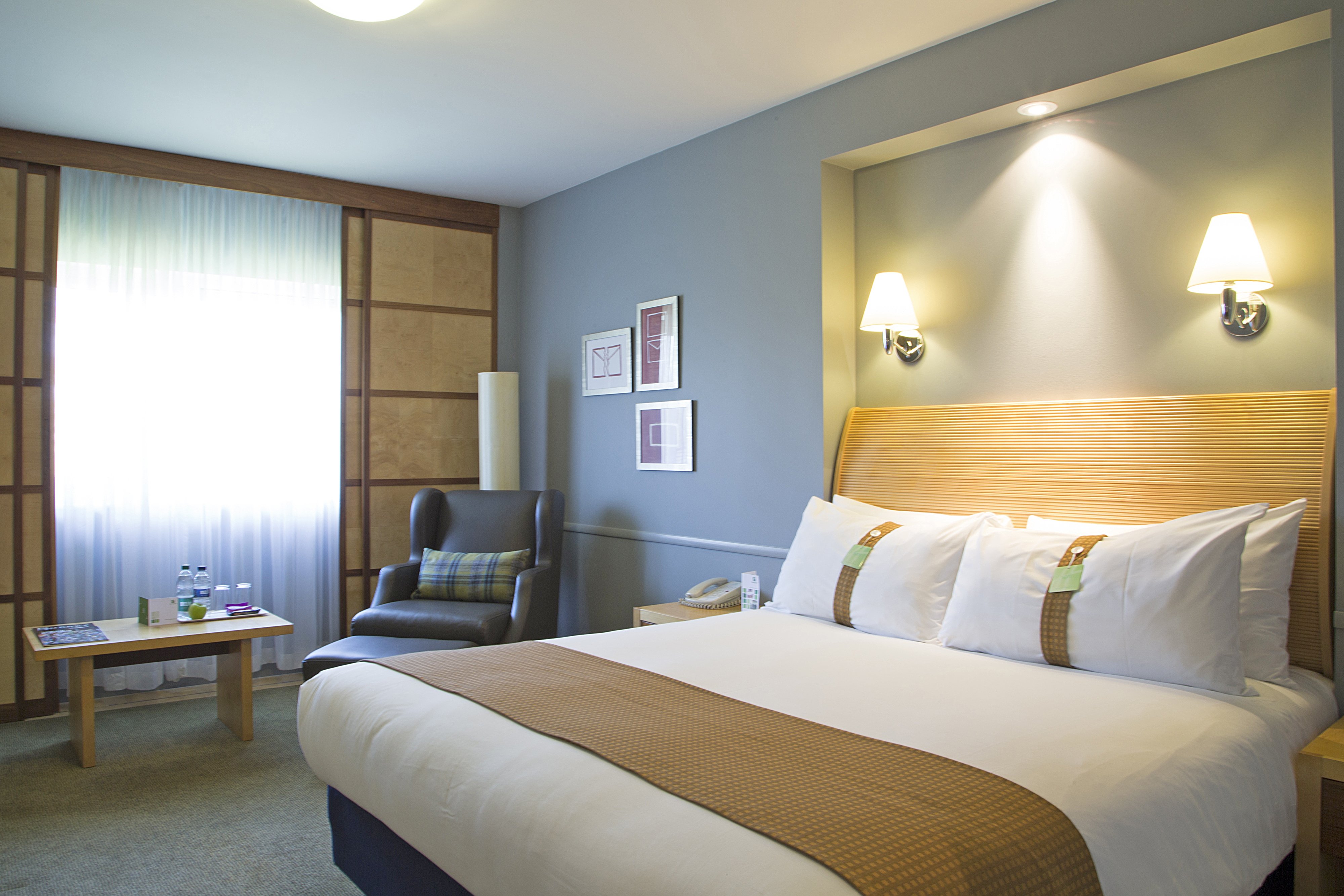 holiday inn guildford by ihg