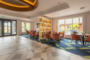 holiday inn guildford by ihg