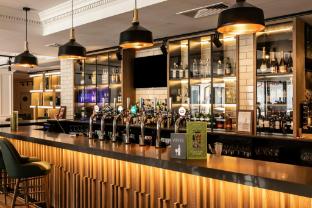 holiday inn guildford by ihg