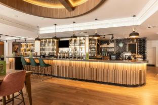 holiday inn guildford by ihg