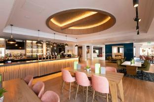 holiday inn guildford by ihg