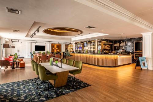 holiday inn guildford by ihg