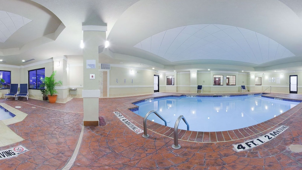 holiday inn express hotel and suites guymon by ihg