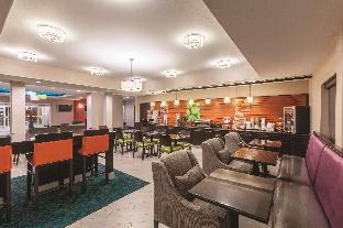 La Quinta Inn & Suites Houston Bush Intl Airport E,Houston County>>Downtown Houston,3 star